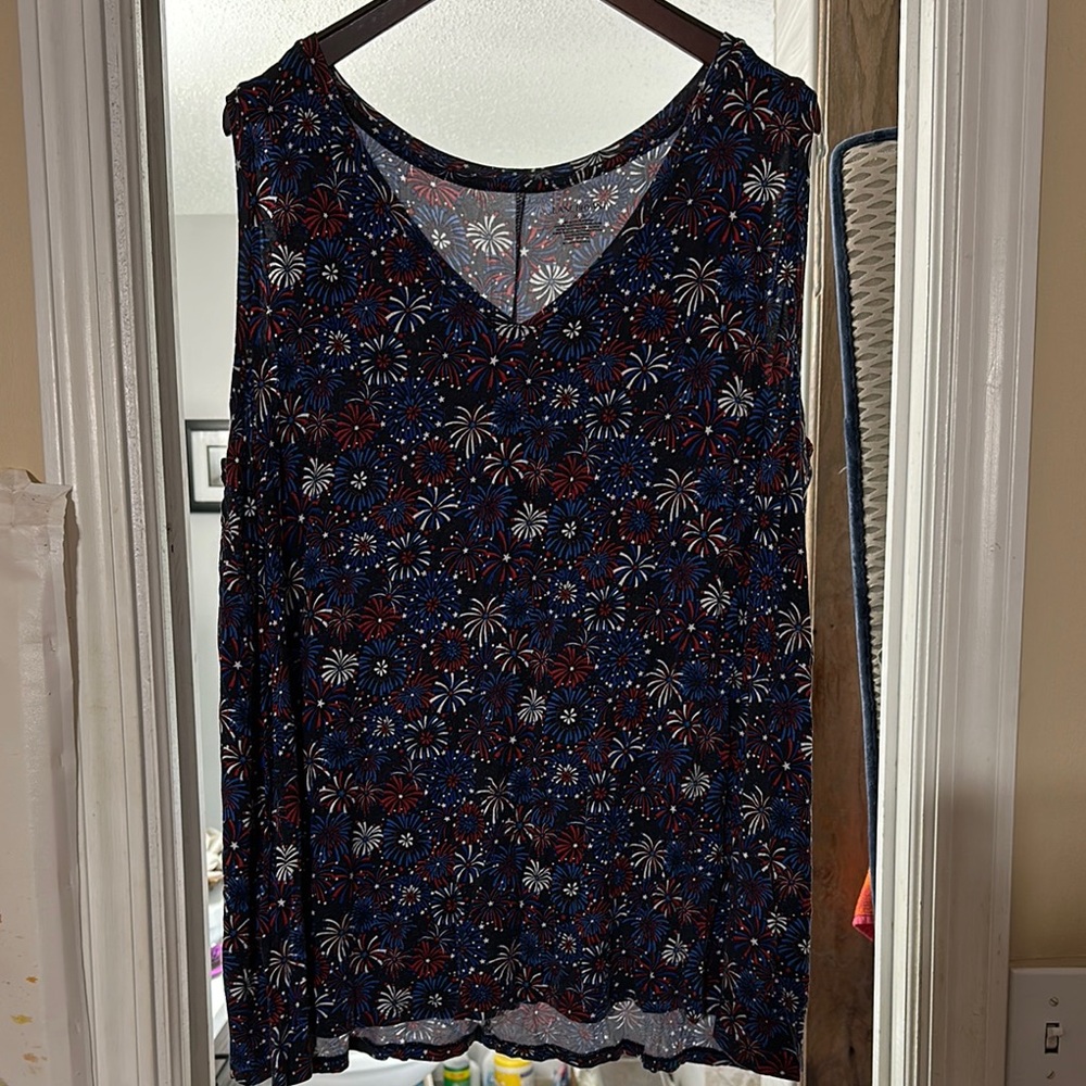 Women's Sleeveless Top with Firework Print
